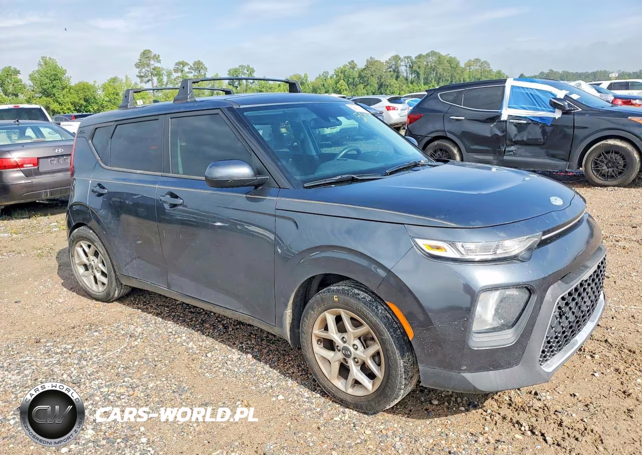 2020 Kia Soul S VIN:KNDJ23AU8L7020848 - 4