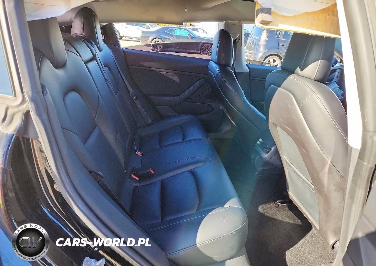 2019 Tesla Model 3 VIN:5YJ3E1EB4KF451368 - 10