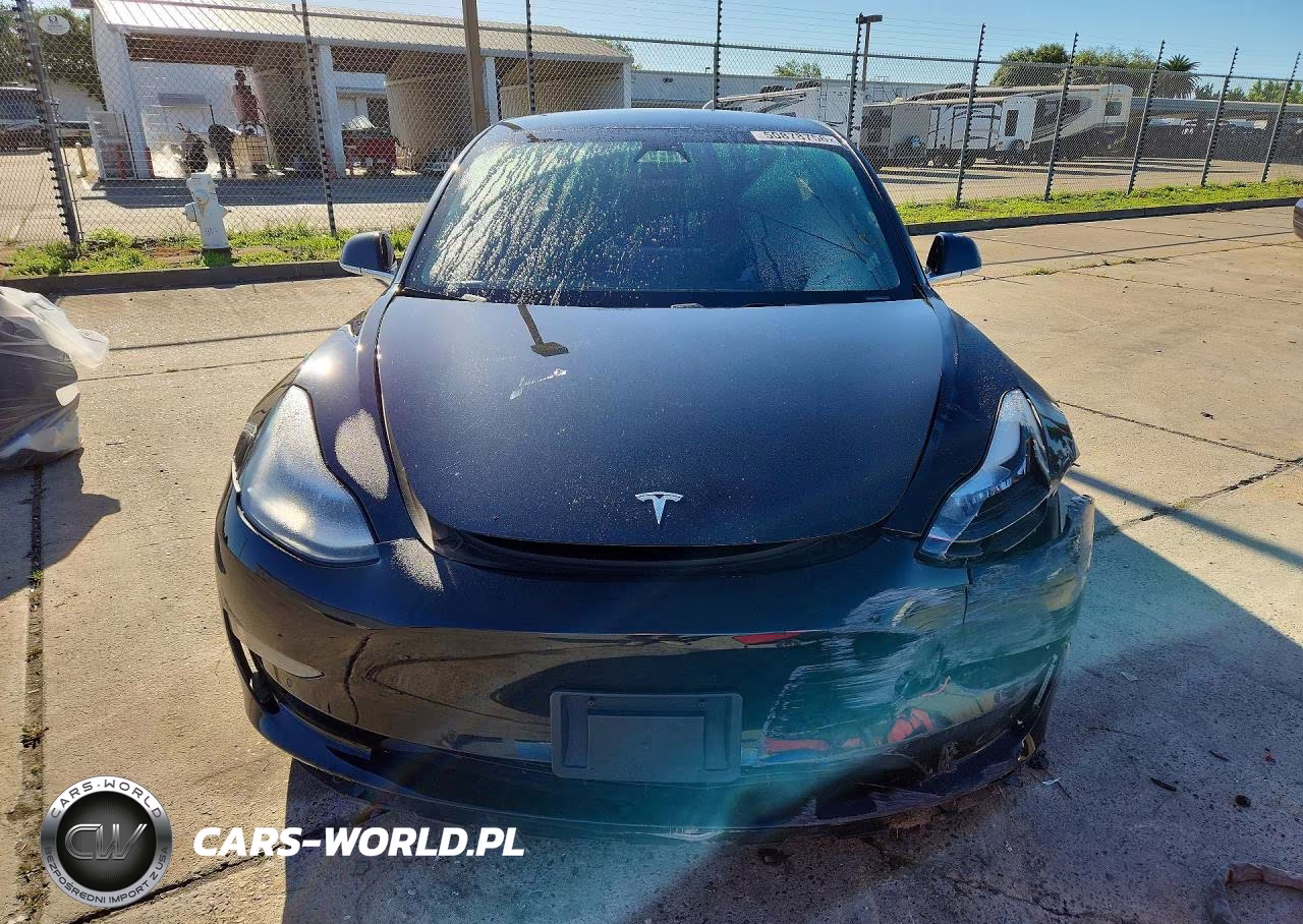2019 Tesla Model 3 VIN:5YJ3E1EB4KF451368 - 5