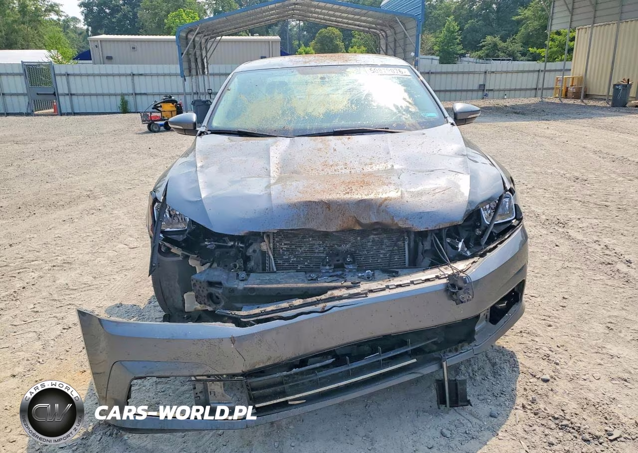 2017 Volkswagen Passat S VIN:1VWAT7A36HC064757 - 5