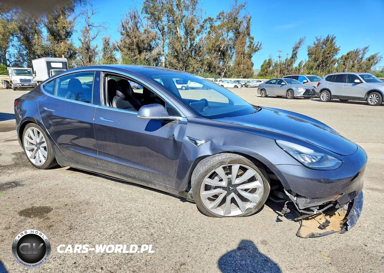 2018 Tesla Model 3 VIN:5YJ3E1EA8JF059516 - 4