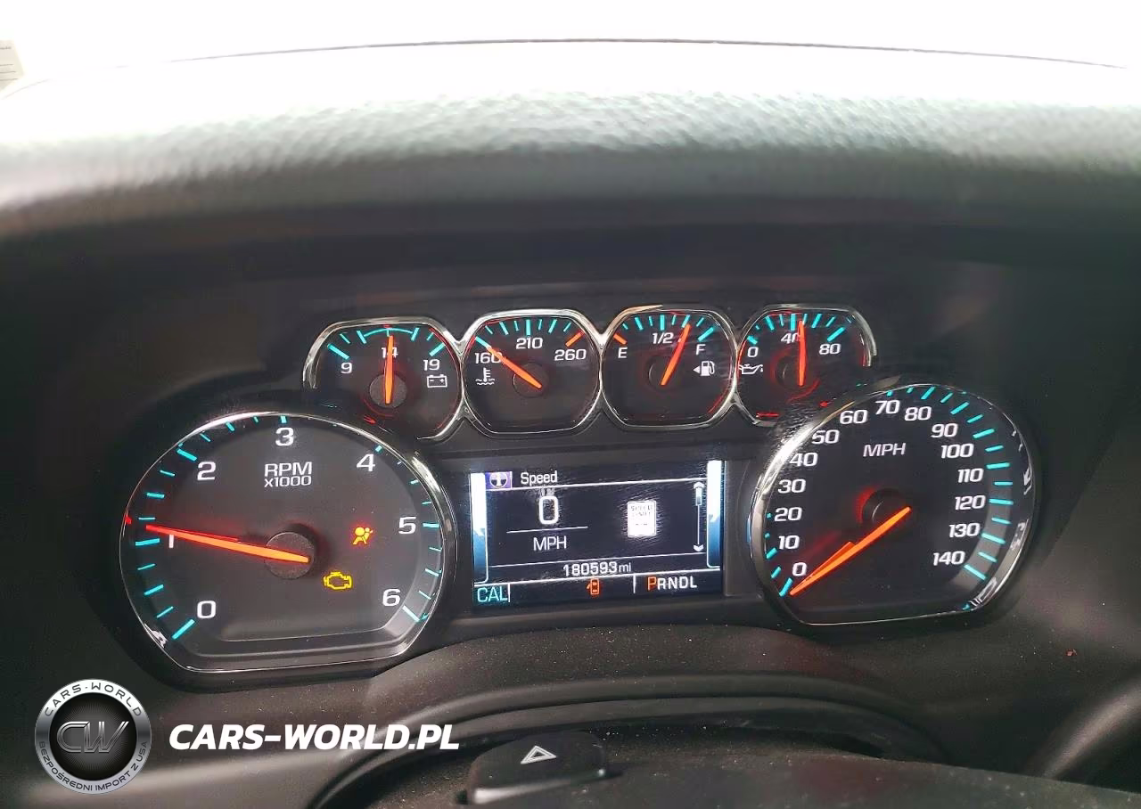 2018 Chevrolet Suburban K1500 Lt VIN:1GNSKHKC4JR375273 - 9