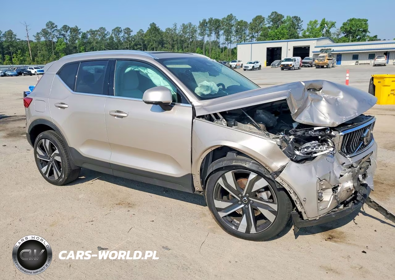 2023 Volvo Xc40 Plus VIN:YV4L12UN7P2072062 - 4