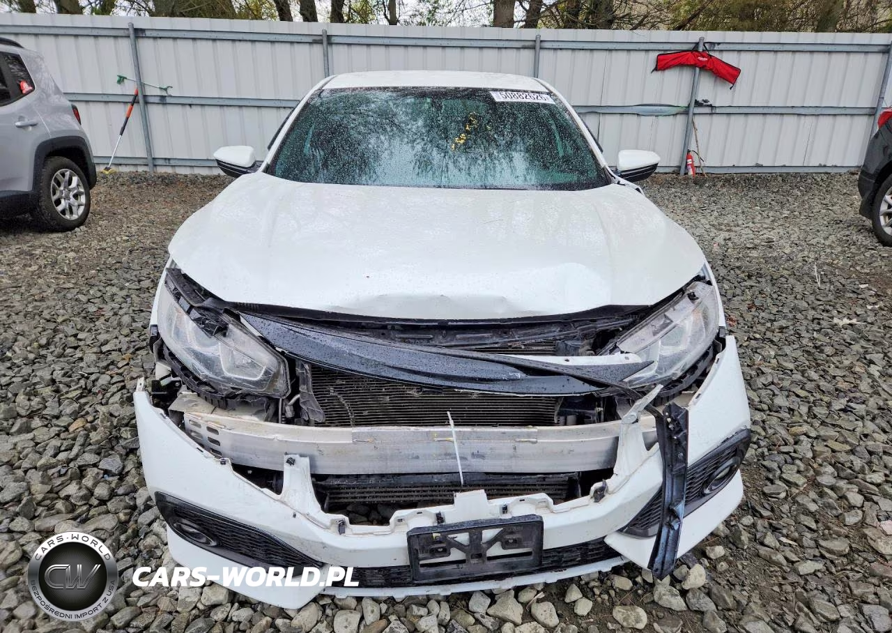 2018 Honda Civic Sport VIN:SHHFK7H49JU429904 - 5