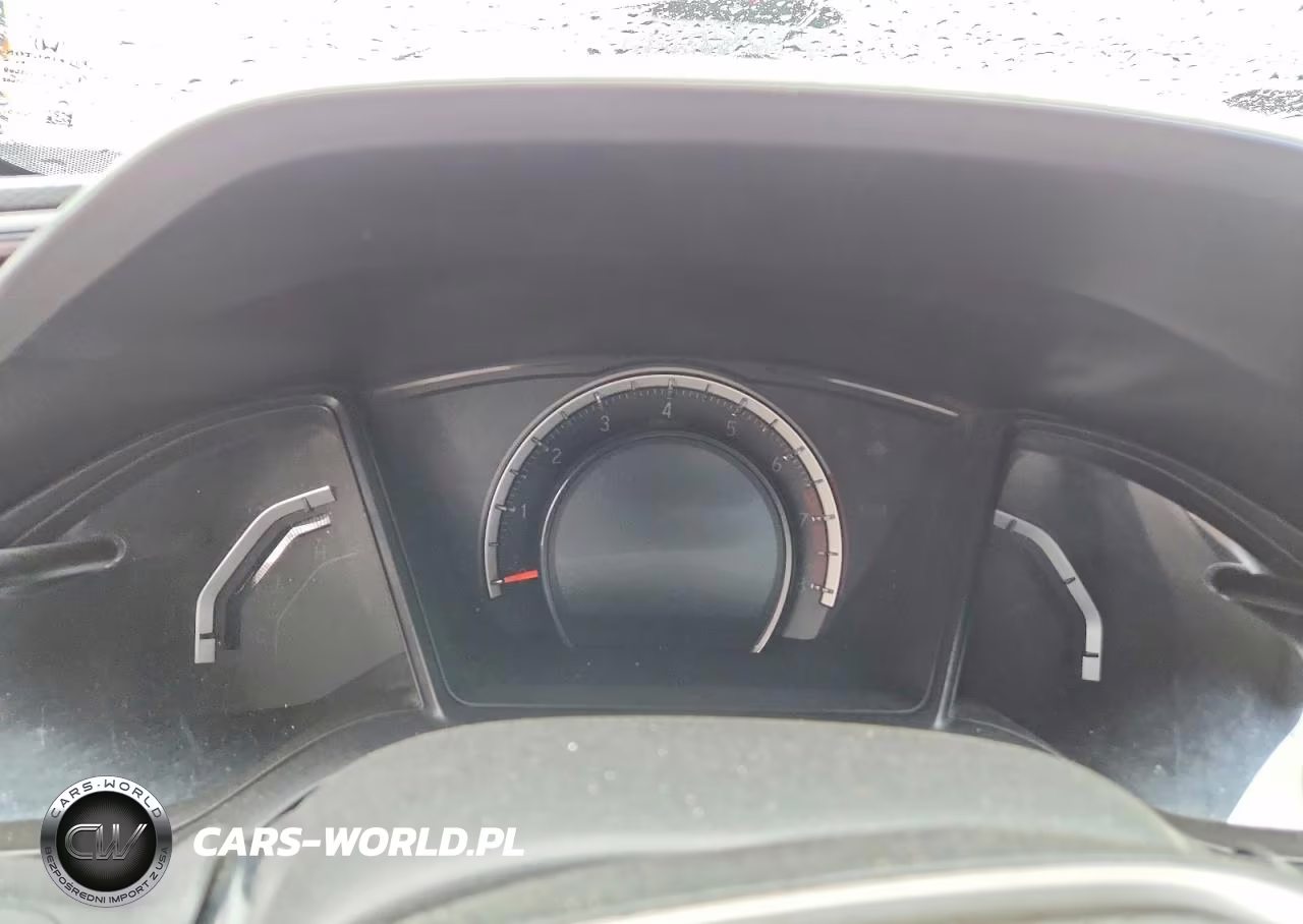 2018 Honda Civic Sport VIN:SHHFK7H49JU429904 - 9