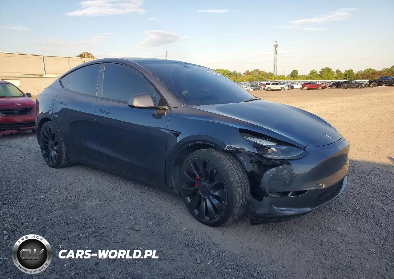 2021 Tesla Model Y VIN:5YJYGDEF3MF266669 - 4