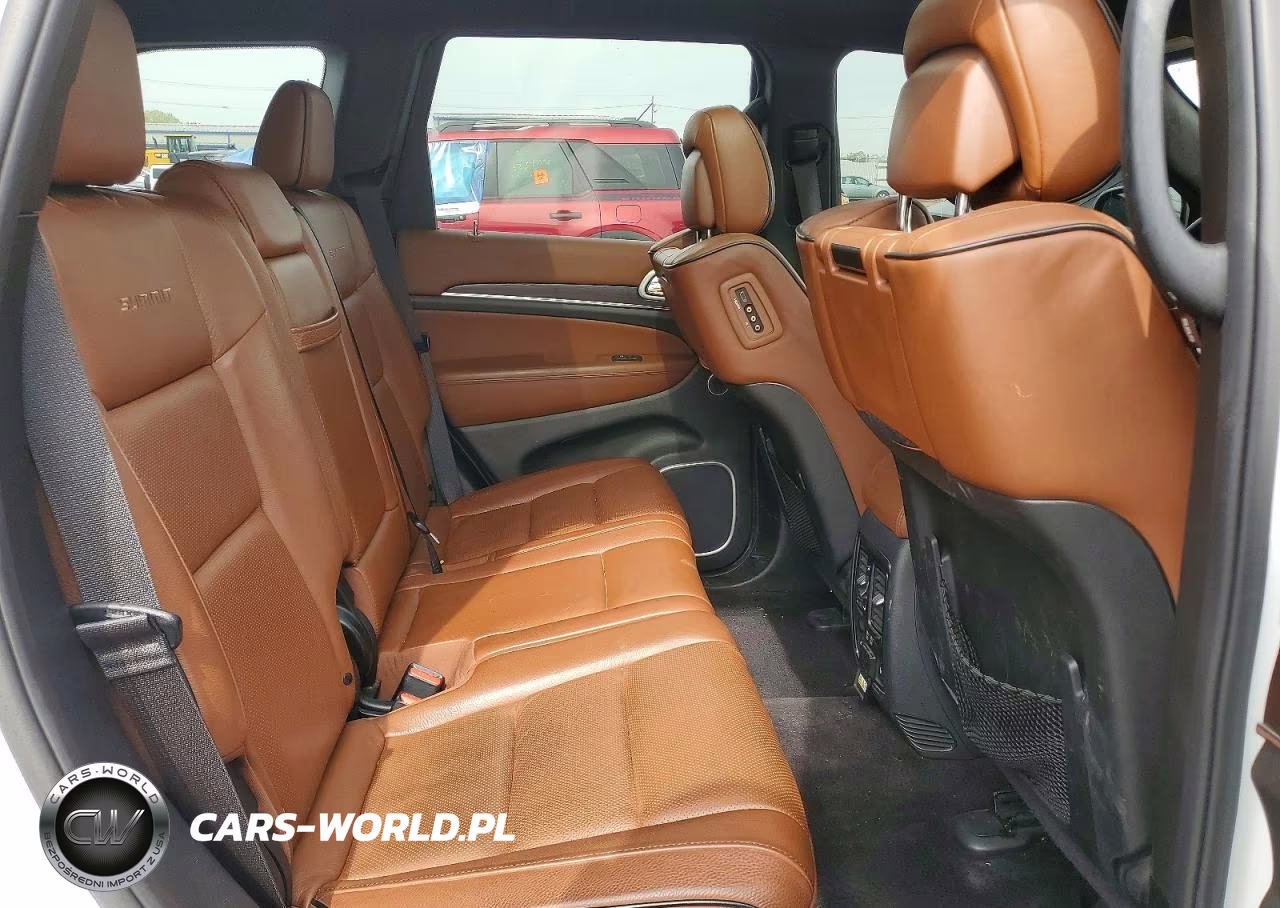 2019 Jeep Grand Cherokee Summit VIN:1C4RJFJT2KC619975 - 10