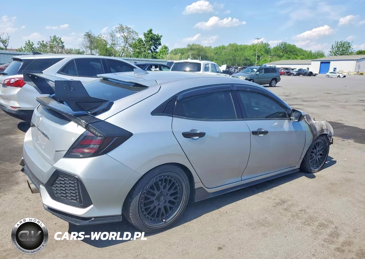 2017 Honda Civic Sport VIN:SHHFK7H49HU419142 - 3