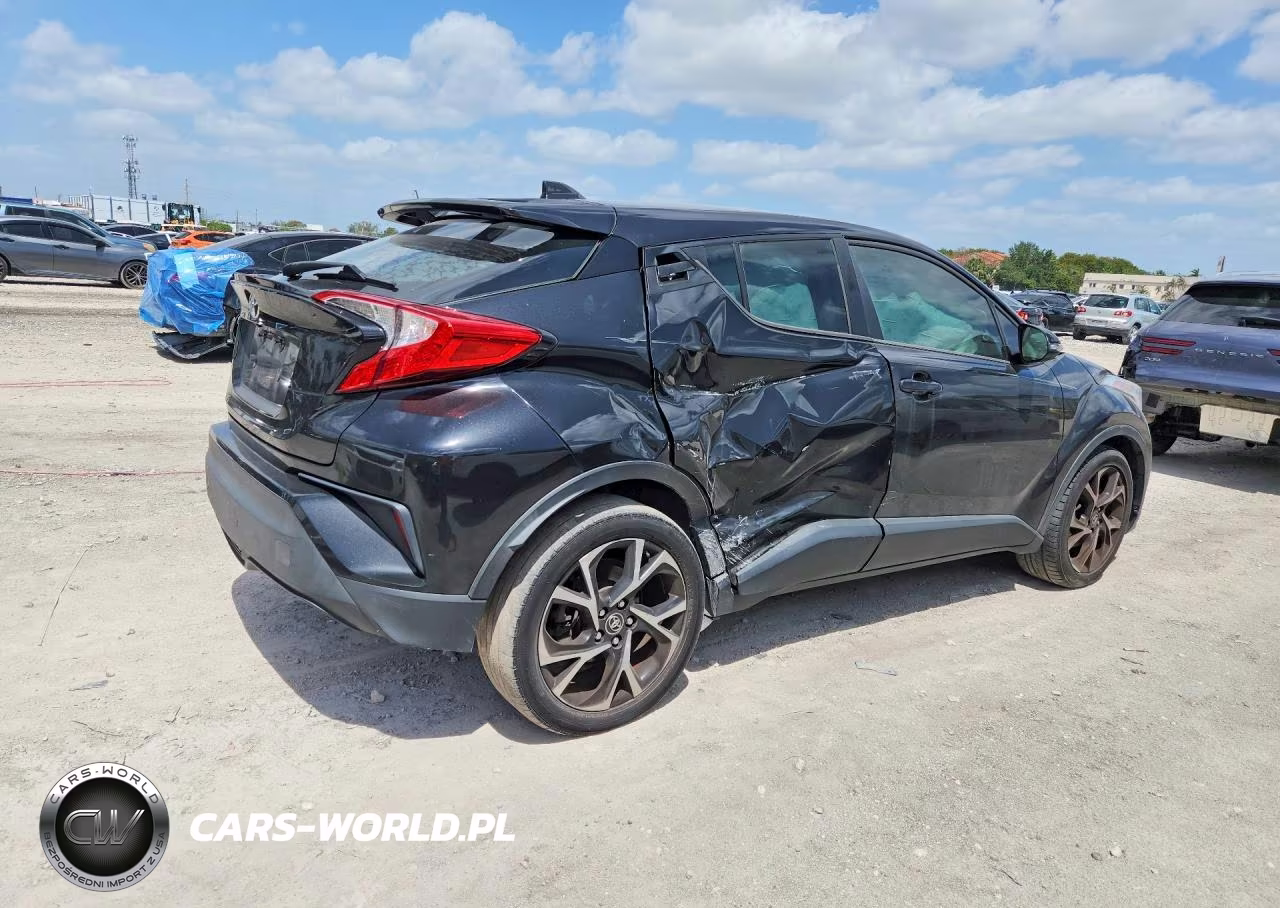 2019 Toyota C-Hr Xle VIN:NMTKHMBX6KR100282 - 3