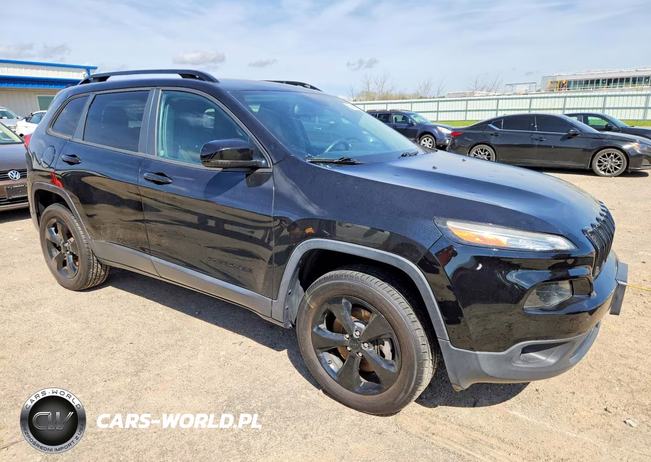 2016 Jeep Cherokee Latitude VIN:1C4PJMCS9GW226089 - 4