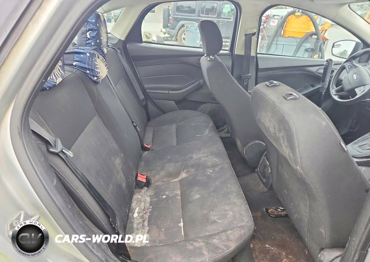 2015 Ford Focus S VIN:1FADP3E29FL341404 - 10