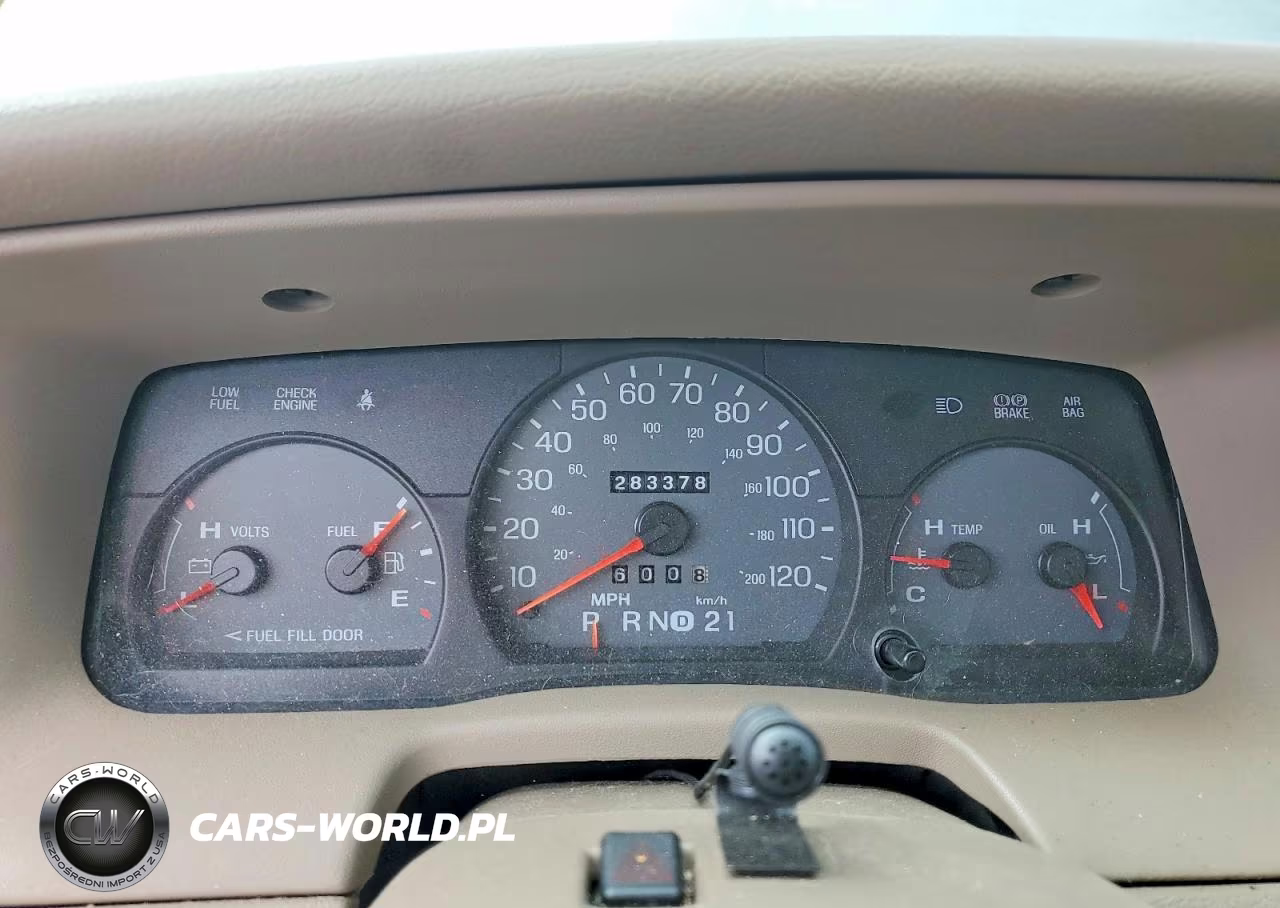 2005 Mercury Grand Marquis Gs VIN:2MEFM74W55X614734 - 9