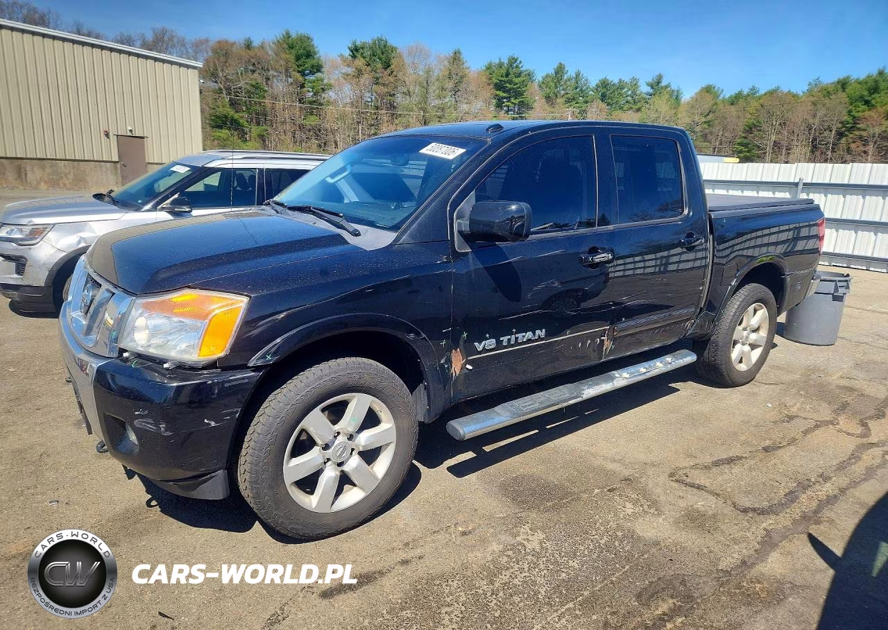 2015 Nissan Titan Sl