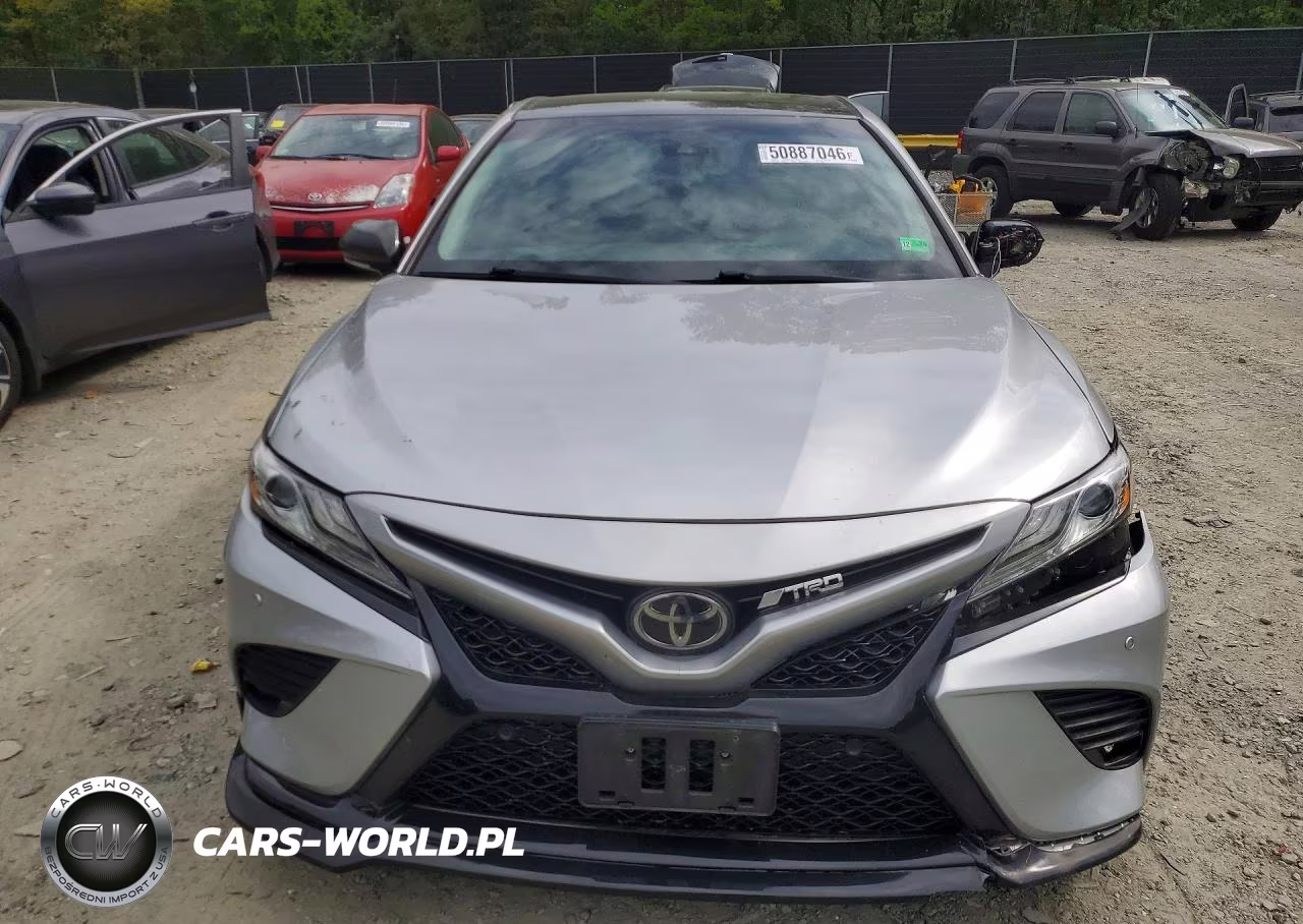 2018 Toyota Camry Xse VIN:4T1B61HK1JU139420 - 5