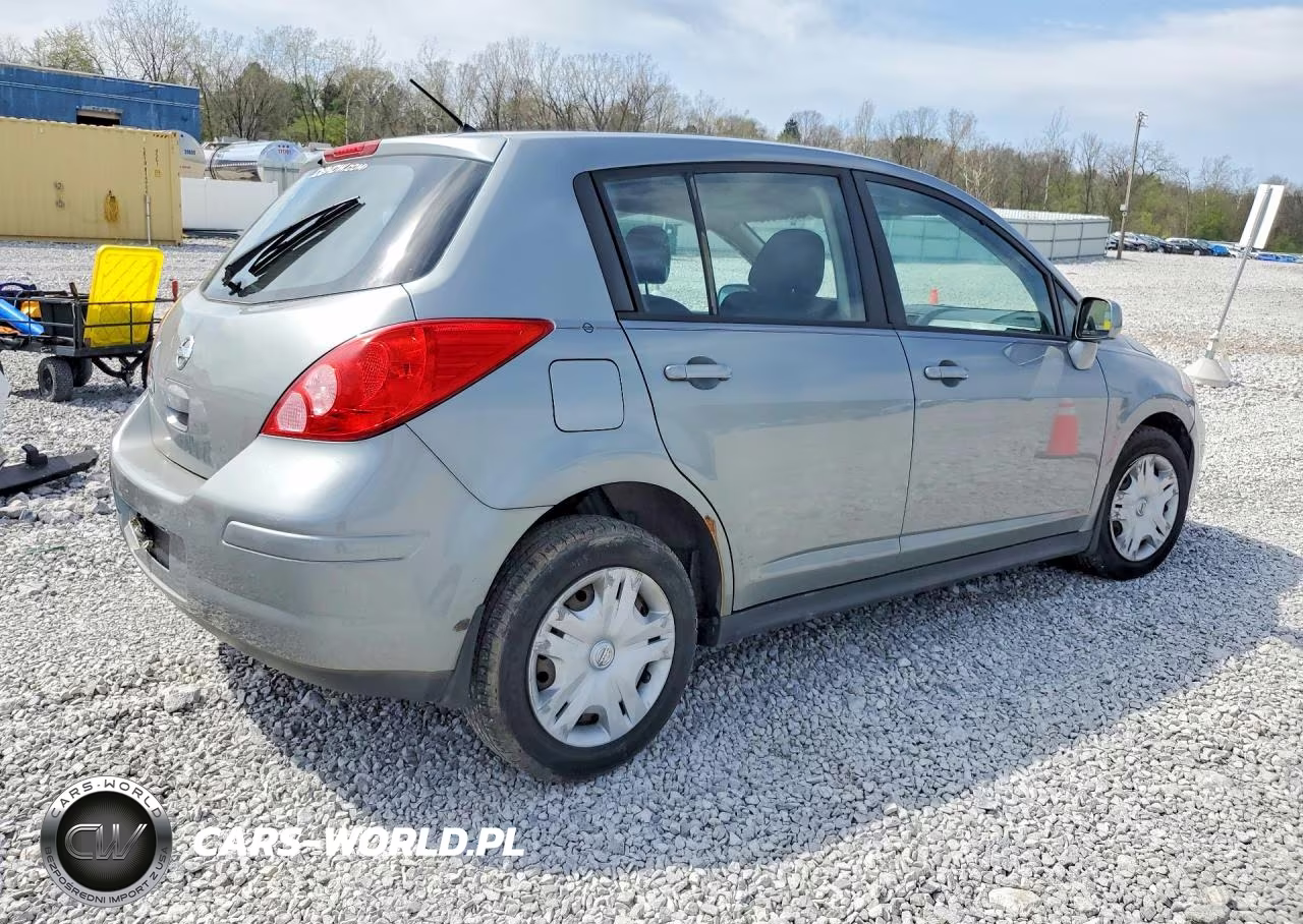 2010 Nissan Versa 1.8 S VIN:3N1BC1CP7AL415192 - 3