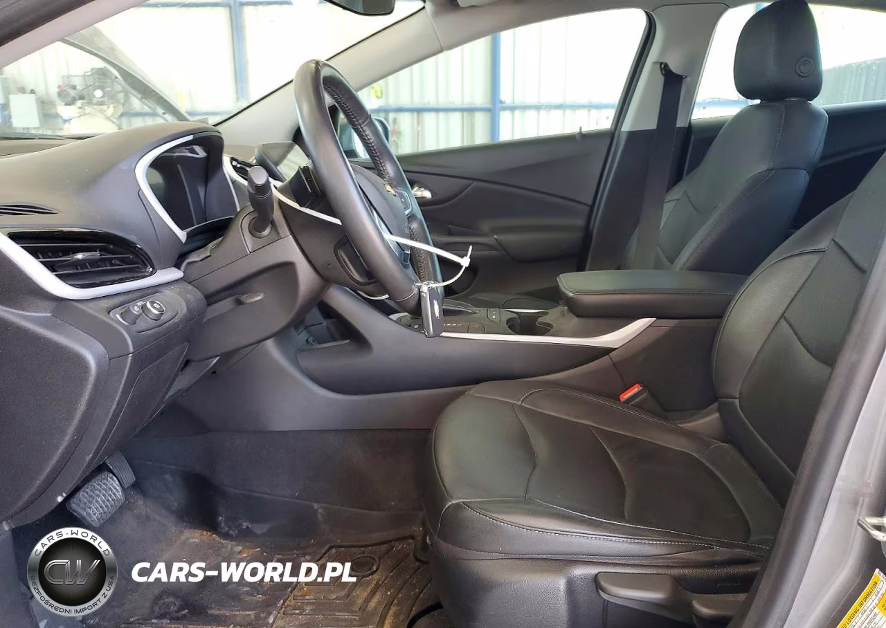 2018 Chevrolet Volt Lt VIN:1G1RA6S57JU133888 - 7