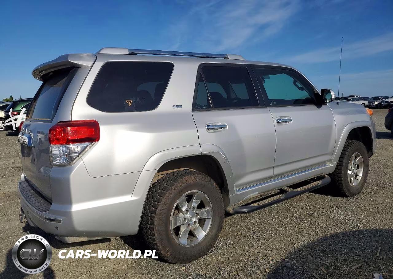 2010 Toyota 4Runner Sr5 VIN:JTEBU5JRXA5029898 - 3