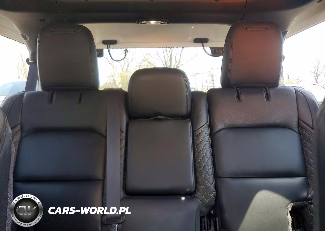 2022 Jeep Wrangler Unlimited Sahara VIN:1C4HJXEN5NW270309 - 10
