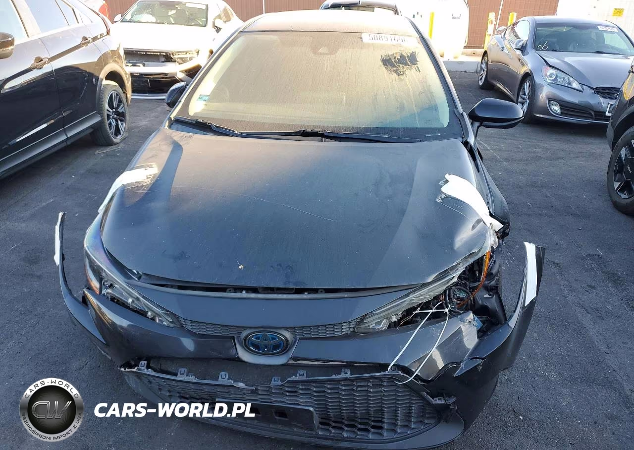 2021 Toyota Corolla Le VIN:JTDEAMDE0MJ024296 - 5