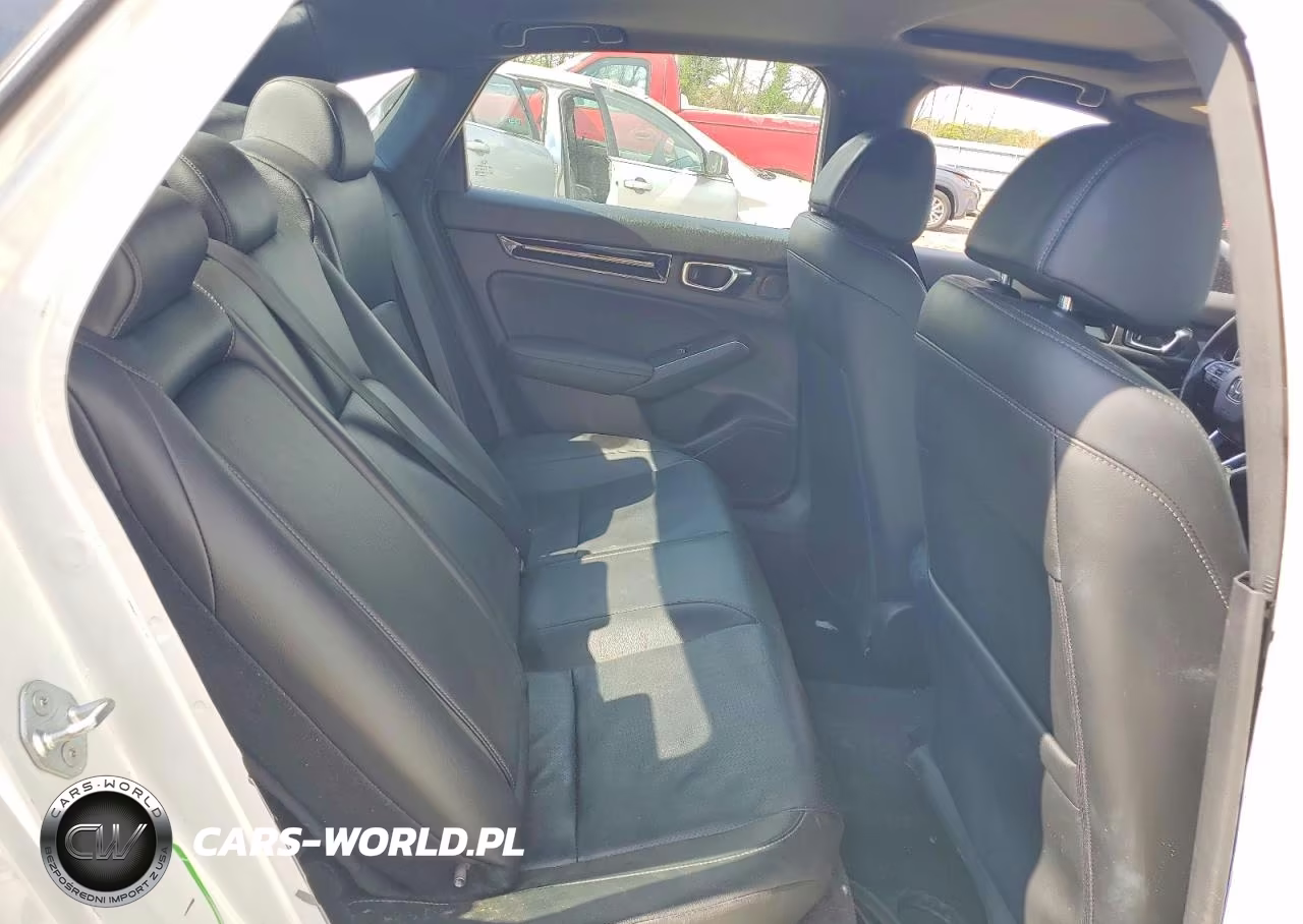 2025 Honda Civic Sport VIN:2HGFE4F83SH320039 - 10