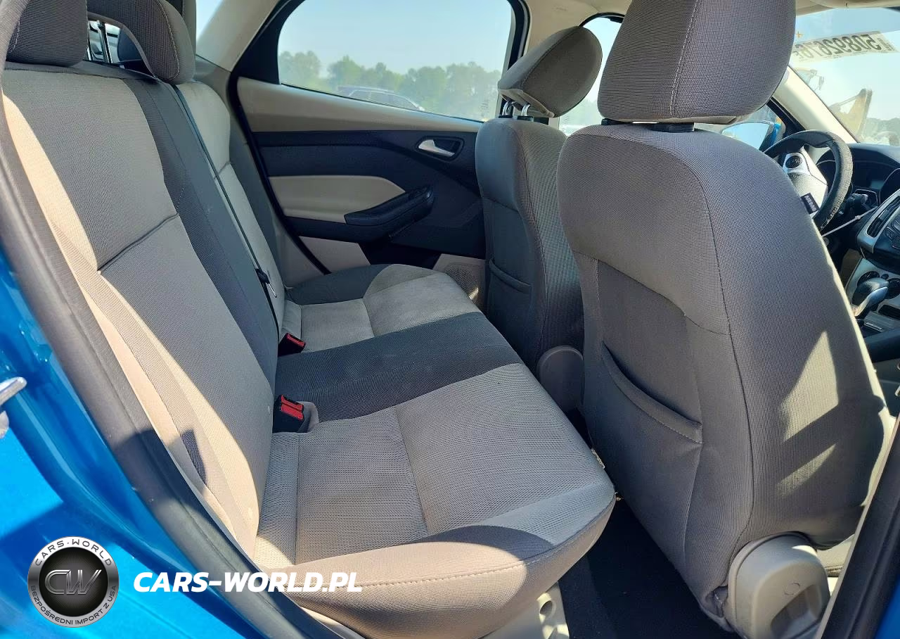 2014 Ford Focus Se VIN:1FADP3F24EL457669 - 10