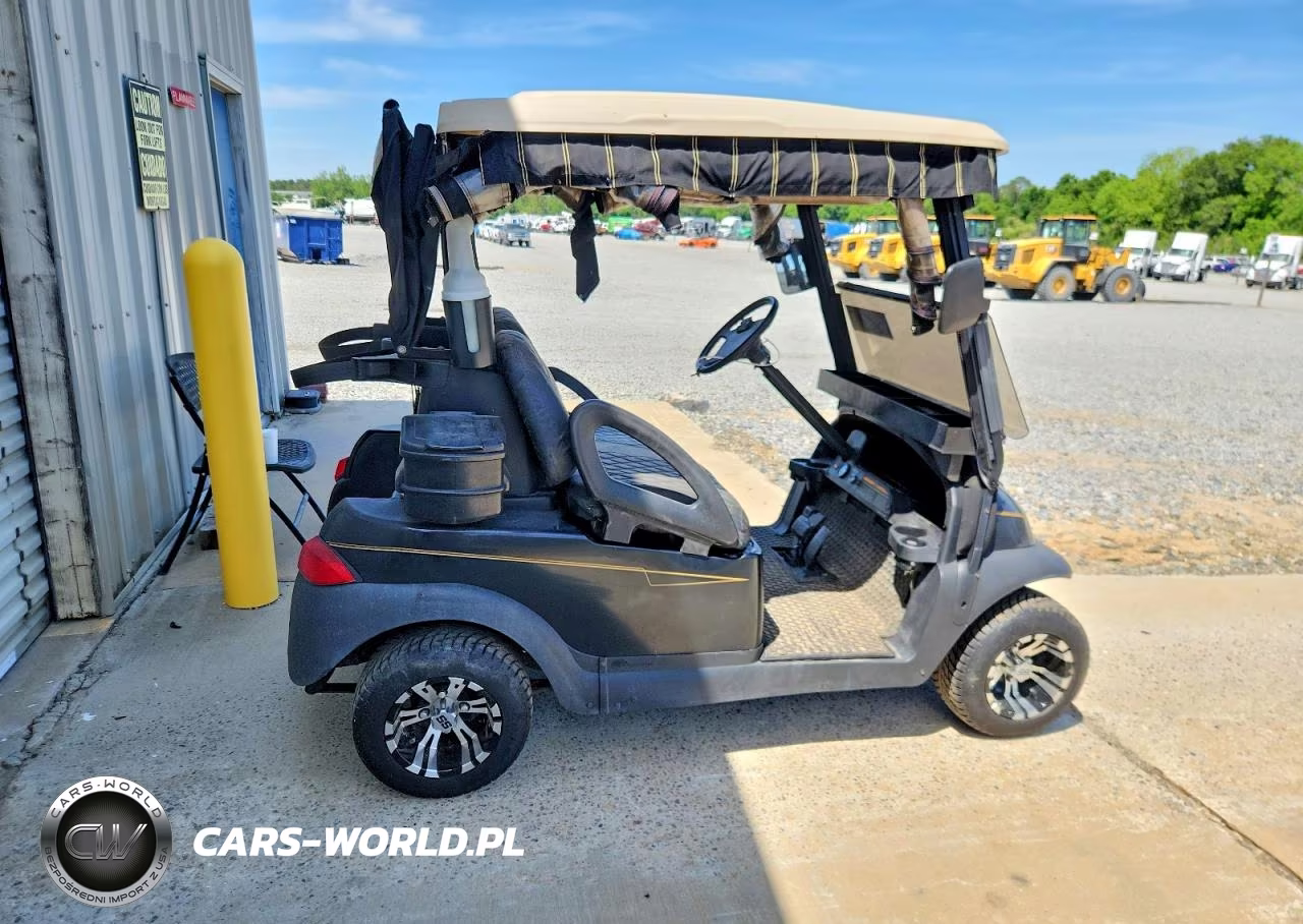 2010 Club Car Golf Cart VIN:PQ1006077598 - 4