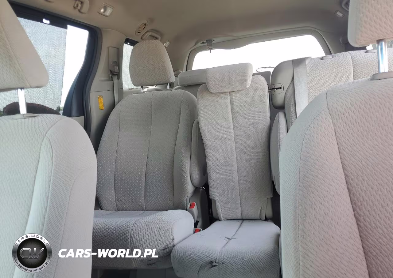 2014 Toyota Sienna Le VIN:5TDKK3DC4ES502748 - 10