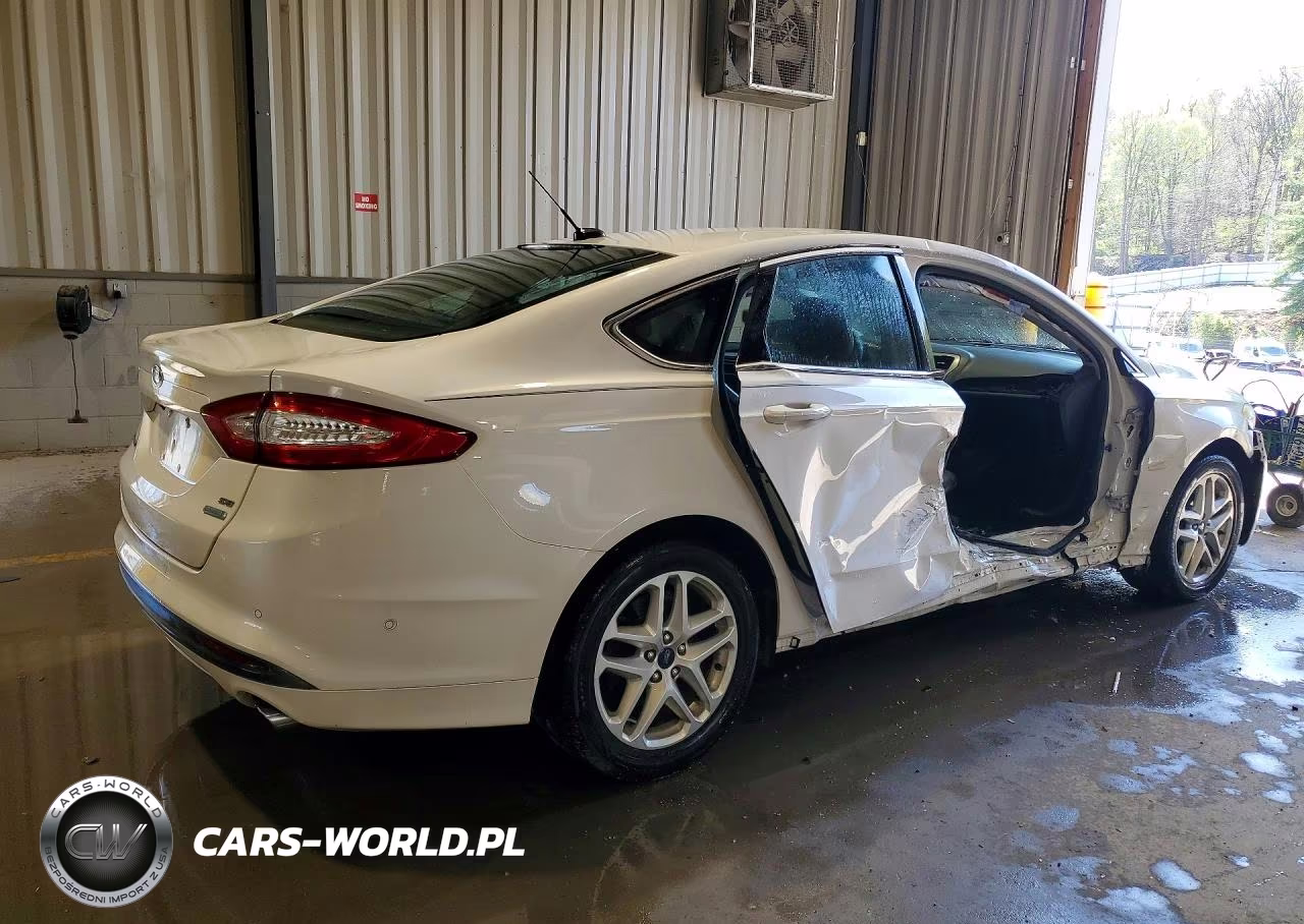 2013 Ford Fusion Se VIN:3FA6P0HR4DR182368 - 3