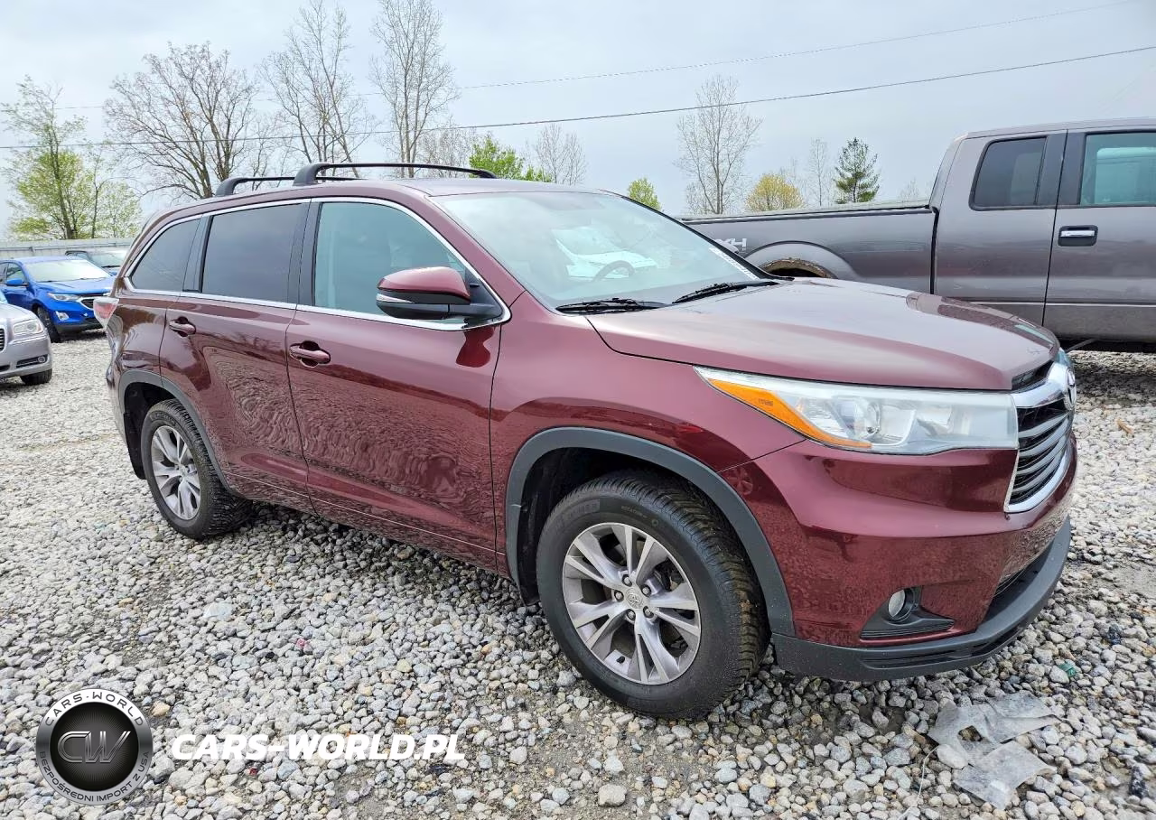 2015 Toyota Highlander Le Plus VIN:5TDBKRFH9FS172988 - 4