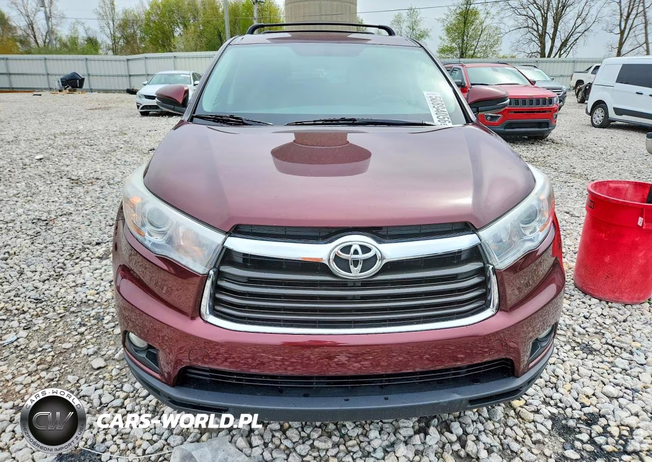 2015 Toyota Highlander Le Plus VIN:5TDBKRFH9FS172988 - 5