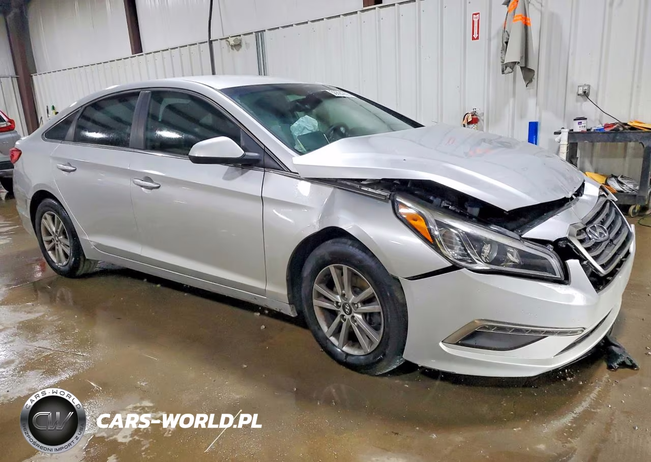 2015 Hyundai Sonata Se VIN:5NPE24AF9FH166703 - 4