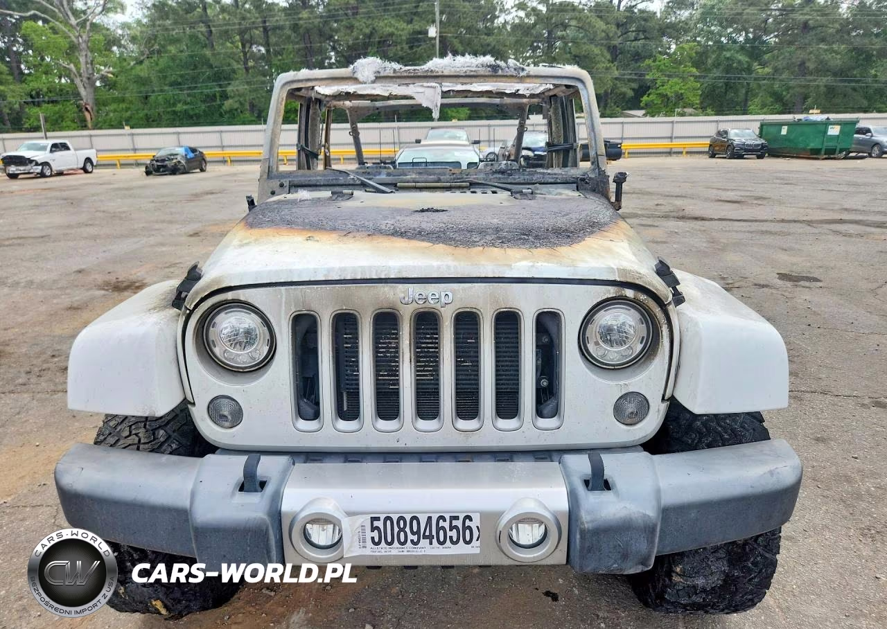 2018 Jeep Wrangler Unlimited Sahara VIN:1C4BJWEG5JL842458 - 5