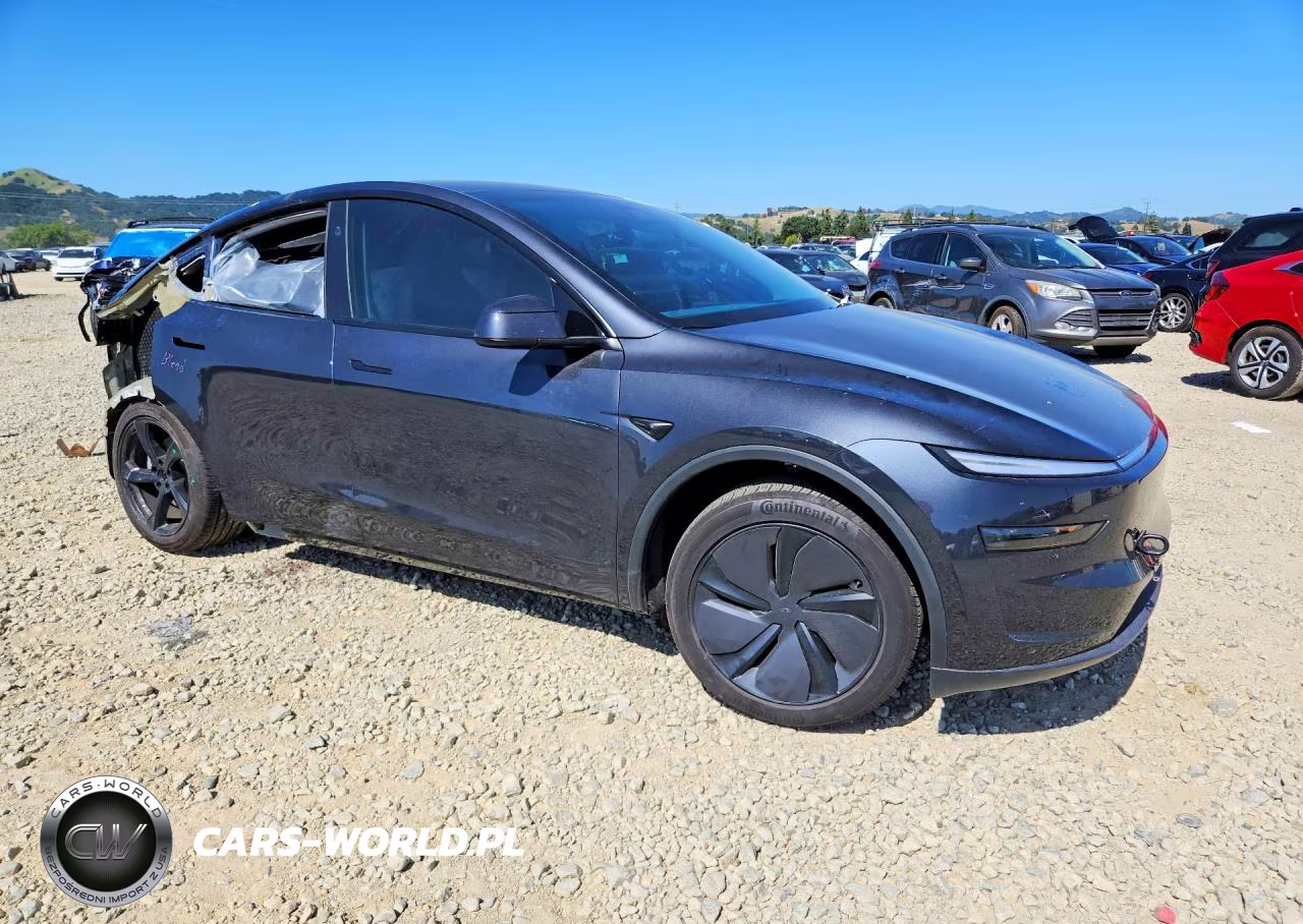 2026 Tesla Model Y VIN:7SAYGDED2TF414021 - 4