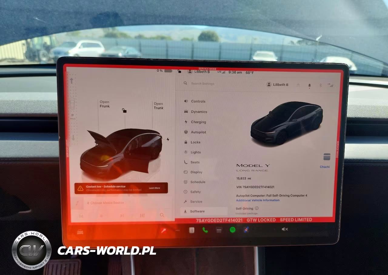 2026 Tesla Model Y VIN:7SAYGDED2TF414021 - 9