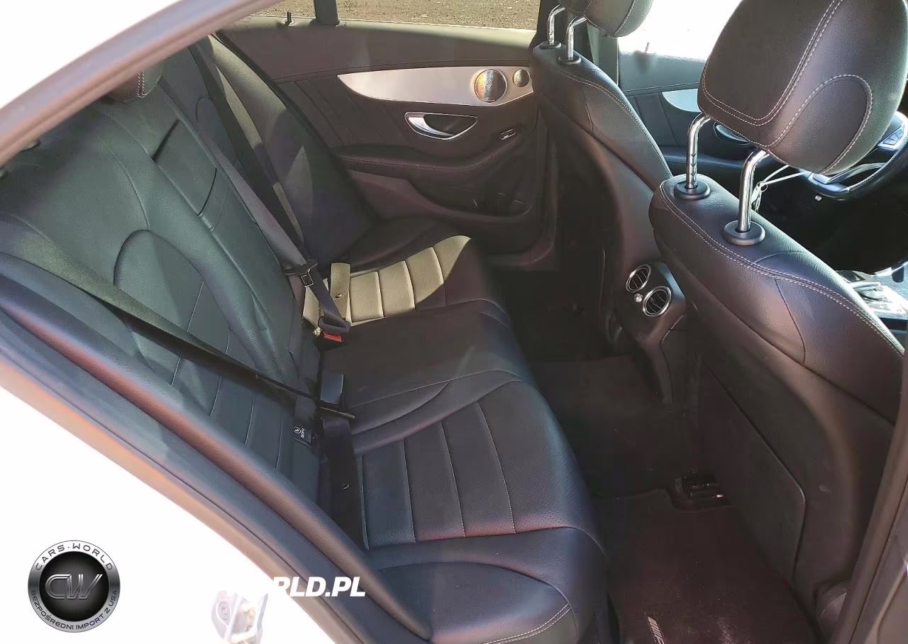 2015 Mercedes-Benz C 300 4Matic VIN:55SWF4KB9FU074671 - 10