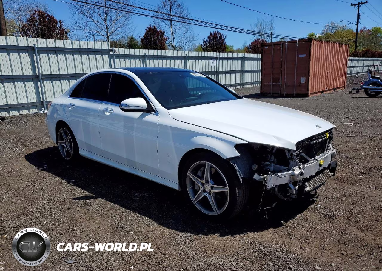 2015 Mercedes-Benz C 300 4Matic VIN:55SWF4KB9FU074671 - 4