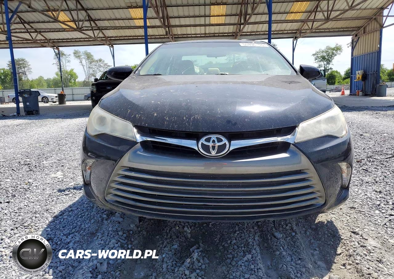 2017 Toyota Camry Le VIN:4T1BF1FK6HU367720 - 5