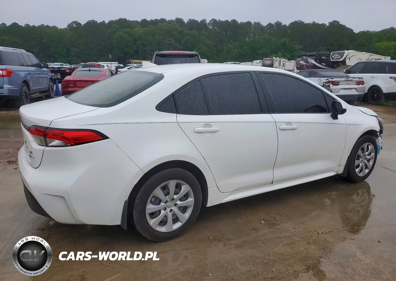 2026 Toyota Corolla Hybrid Le VIN:JTDBCMFE5T3116579 - 3