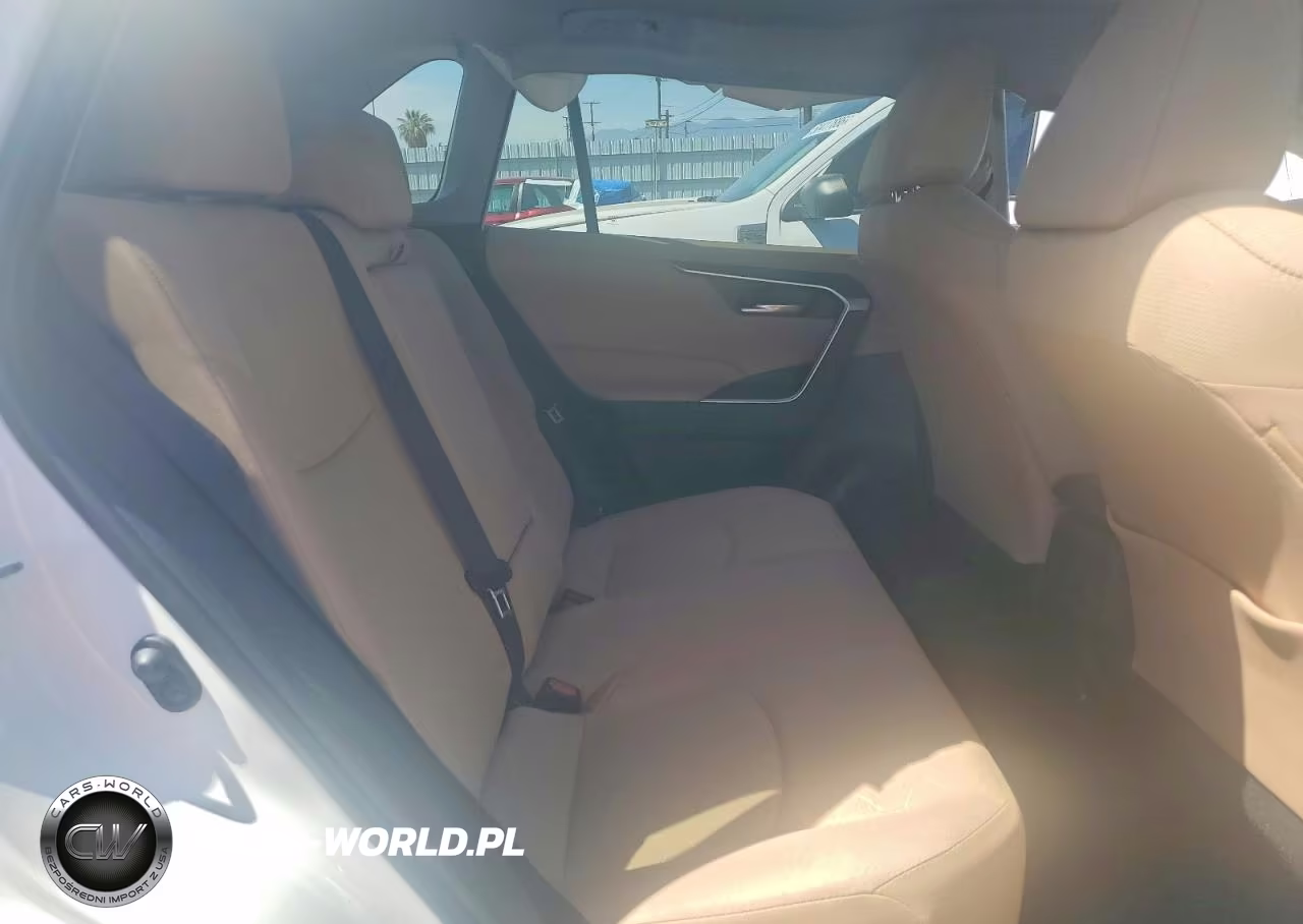 2025 Toyota Rav4 Xle VIN:2T3W1RFV0SW398307 - 11