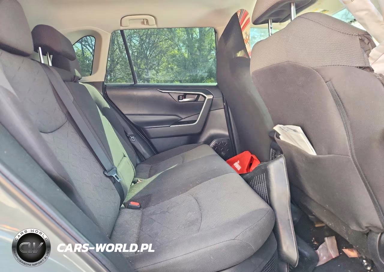 2020 Toyota Rav4 Hybrid Xle VIN:2T3RWRFVXLW092912 - 11