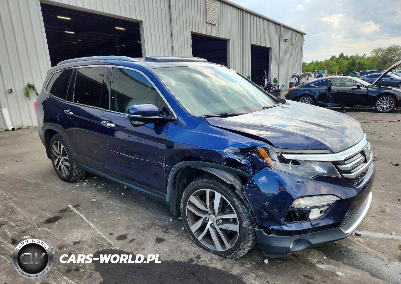 2017 Honda Pilot Touring VIN:5FNYF5H96HB039500 - 4