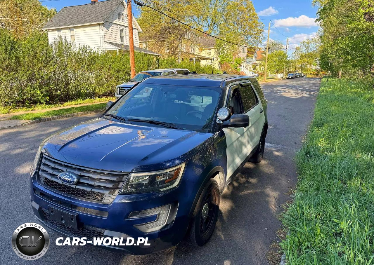 2019 Ford Explorer Police Interceptor VIN:1FM5K8ARXKGA29653 - 2
