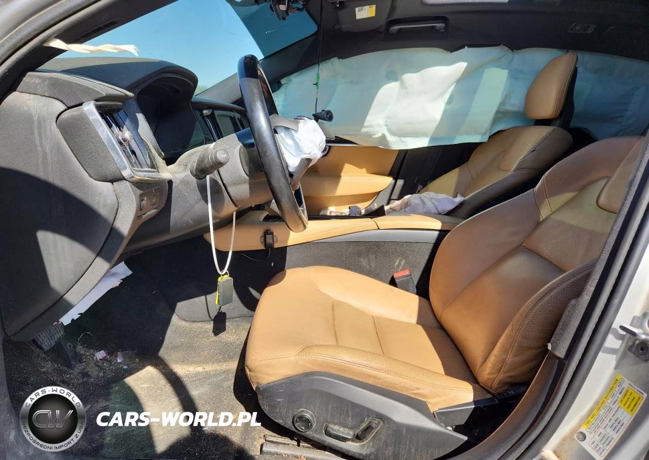 2018 Volvo S90 T5 Momentum VIN:LVY982MK6JP034064 - 7