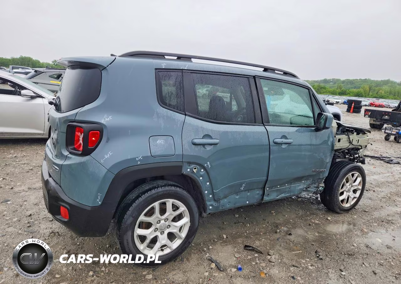 2018 Jeep Renegade Latitude VIN:ZACCJBBB8JPJ04572 - 3