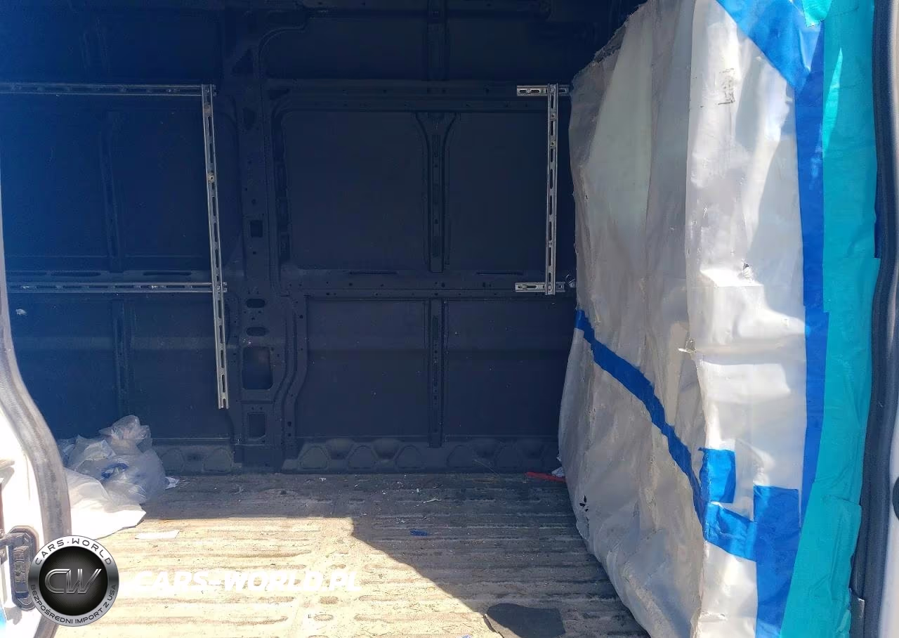 2018 Ram Promaster 3500 3500 High VIN:3C6URVJG3JE124473 - 10