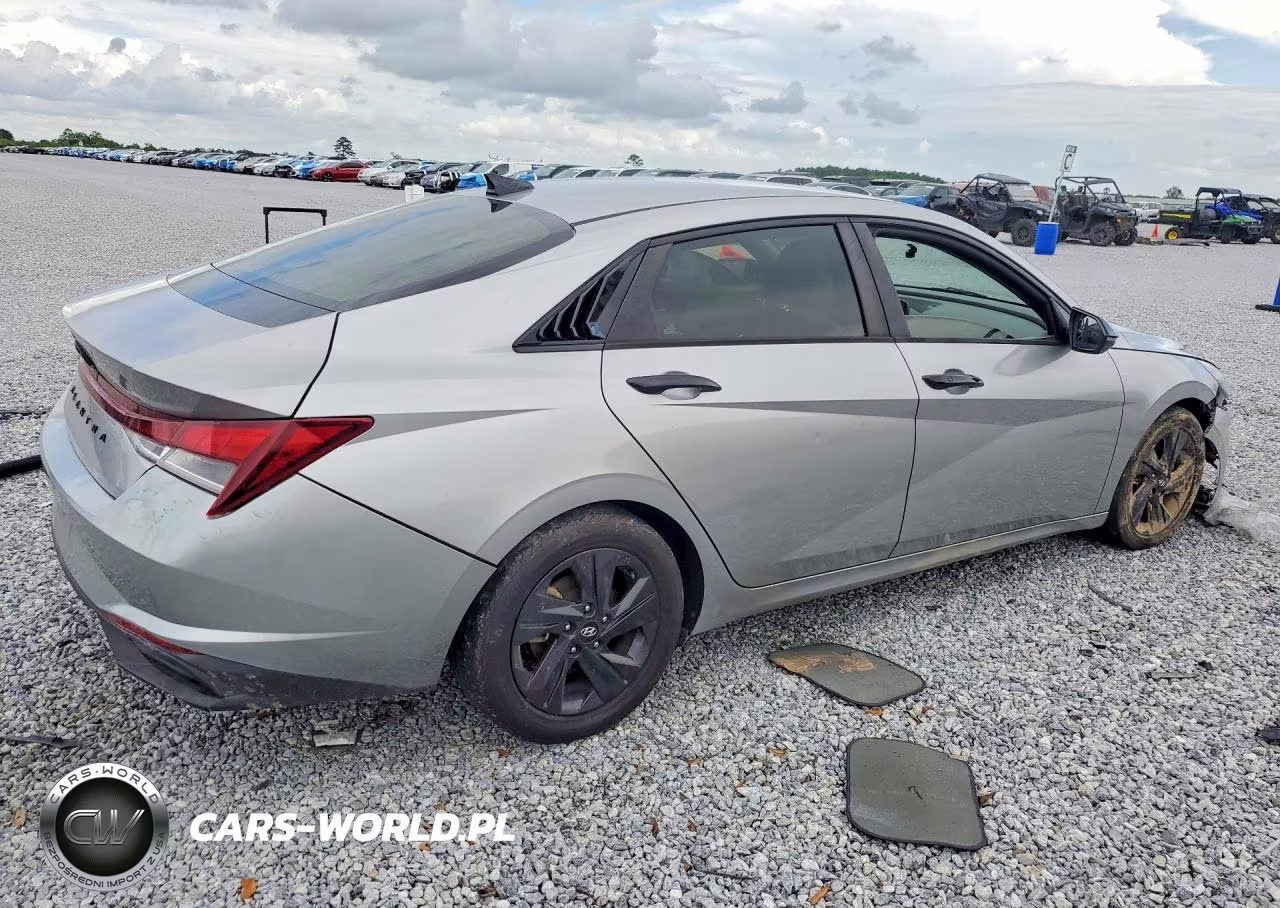 2021 Hyundai Elantra Sel VIN:5NPLM4AG7MH010750 - 3