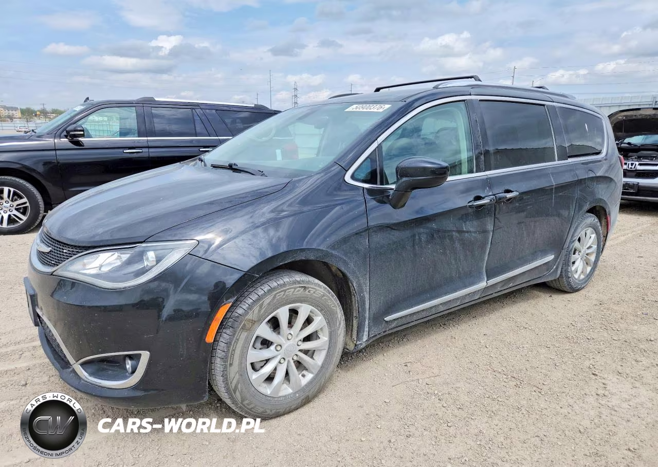 2018 Chrysler Pacifica Touring L – zdjęcie 1 z 13