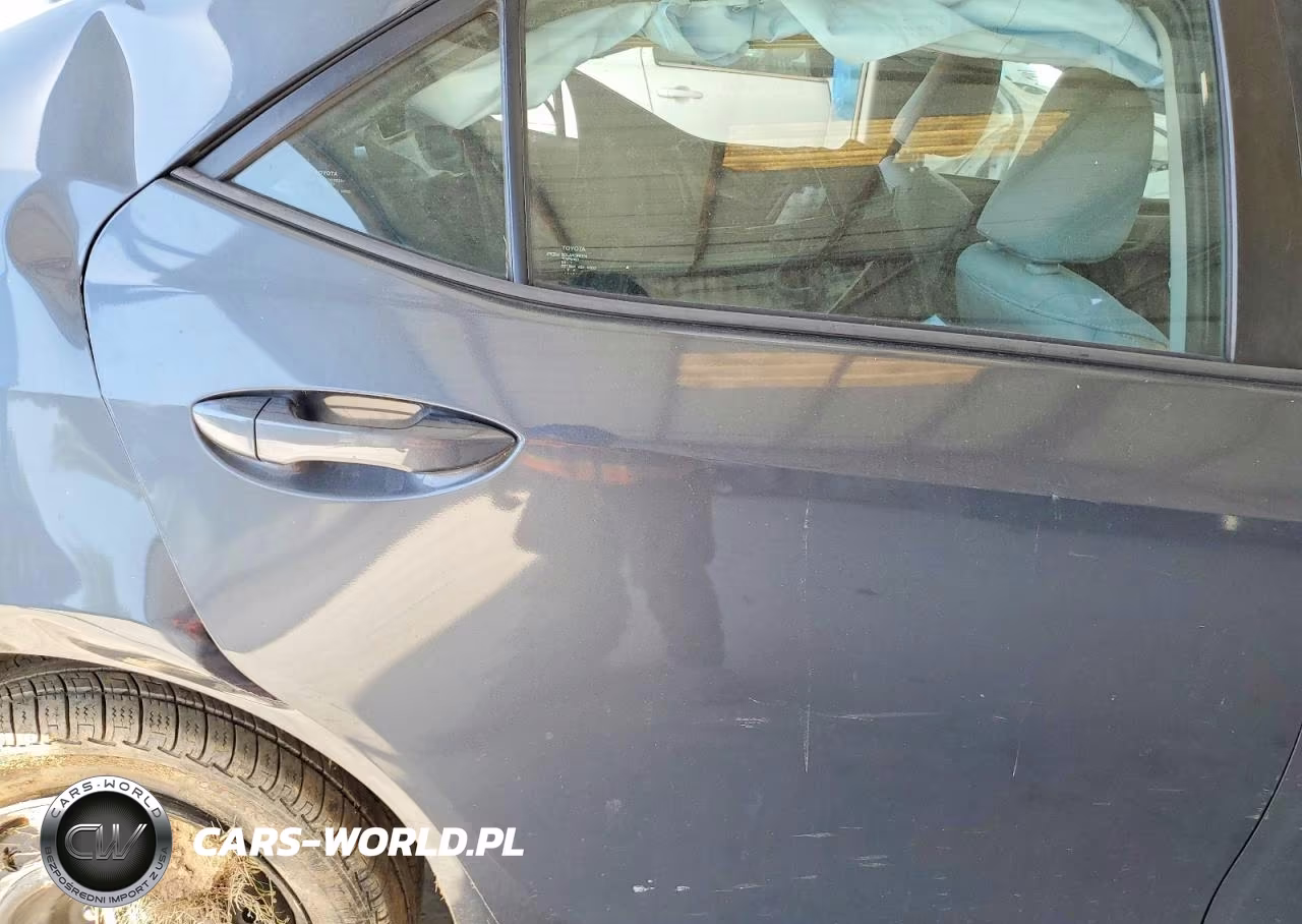 2017 Toyota Corolla Le VIN:5YFBURHE5HP723619 - 10