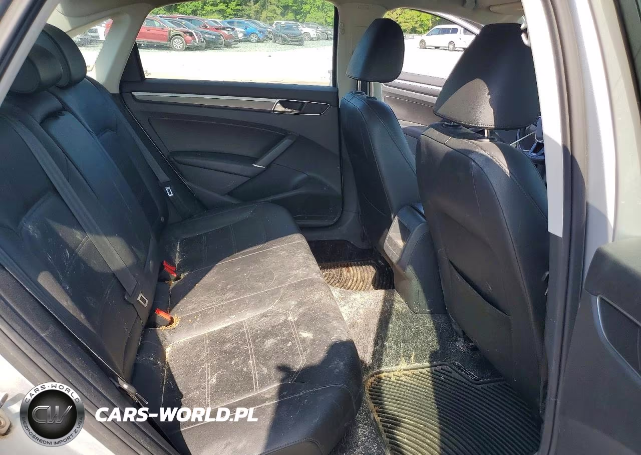2018 Volkswagen Passat S VIN:1VWAA7A31JC051331 - 10