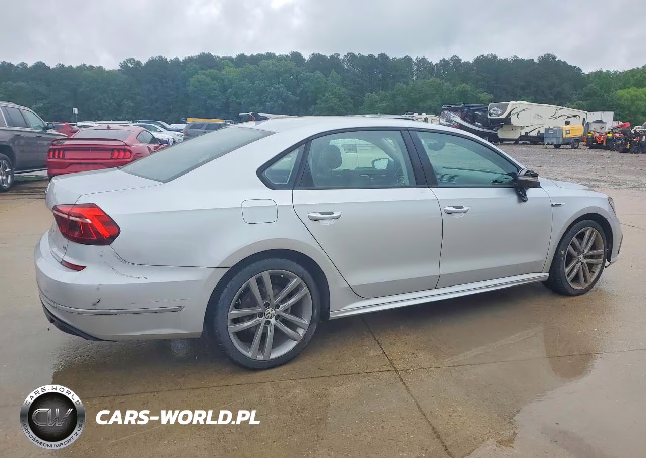 2018 Volkswagen Passat S VIN:1VWAA7A31JC051331 - 3
